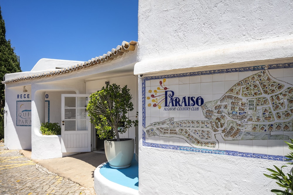 Quinta do Paraíso — Hotel building in Carvoeiro, Faro