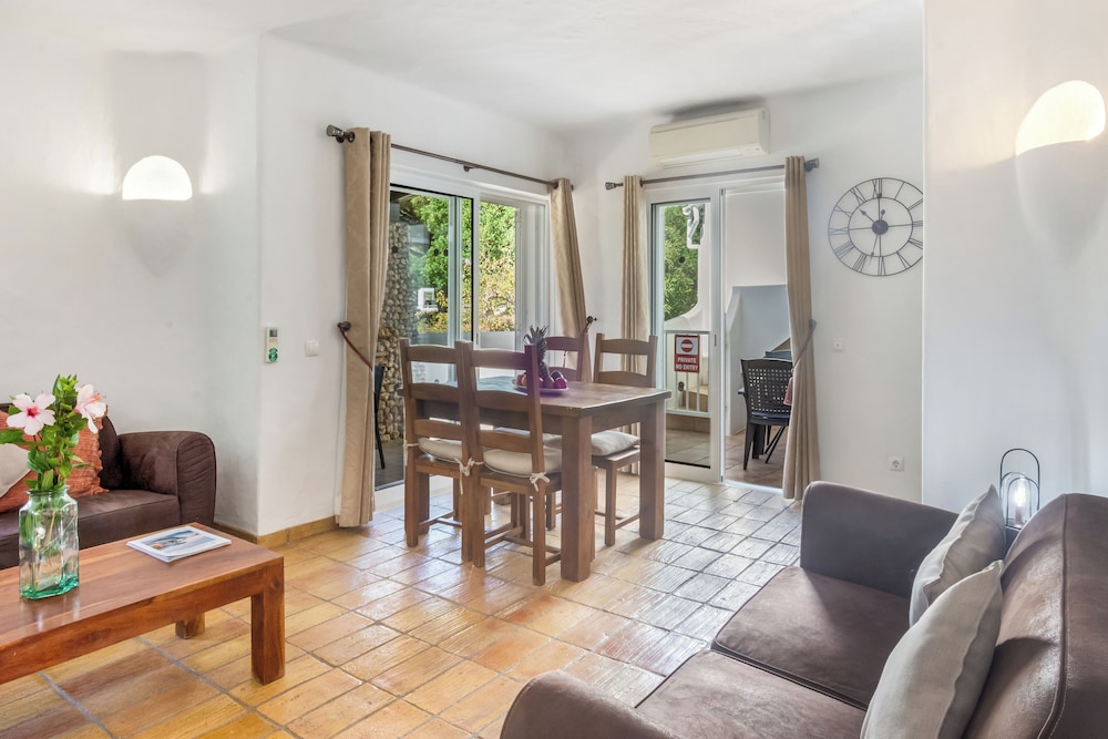 Quinta do Paraíso — Hotel rooms in Carvoeiro, Faro