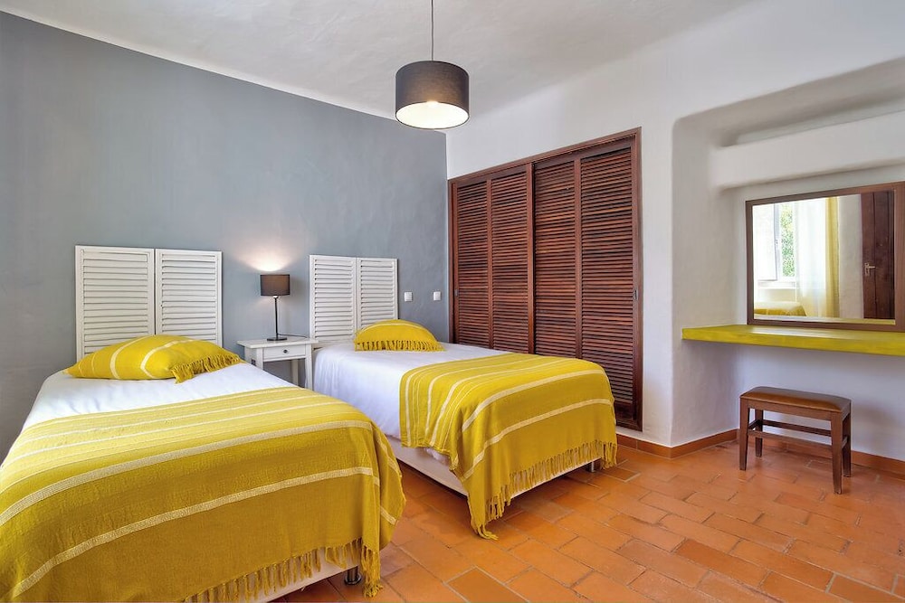 Quinta do Paraíso — Hotel rooms in Carvoeiro, Faro