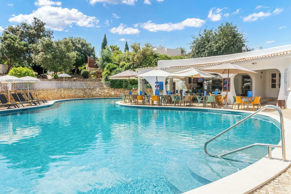 Quinta do Paraíso — Swimming pool in Carvoeiro, Faro