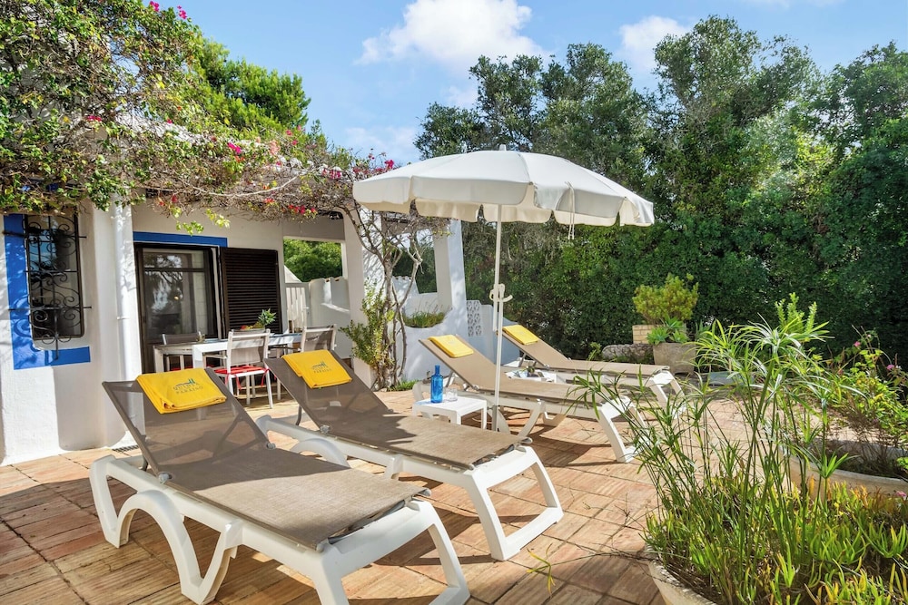 Quinta do Paraíso — Hotel building in Carvoeiro, Faro