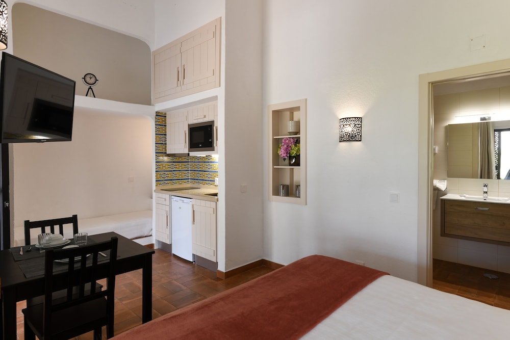 Pedras da Rainha — Hotel rooms in Cabanas de Tavira, Faro