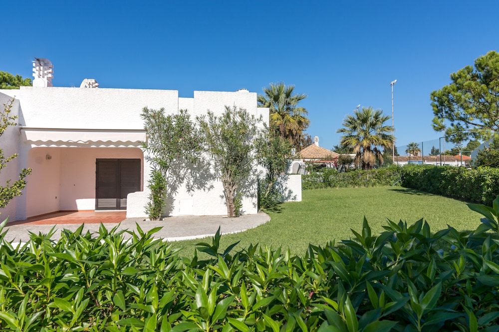 Pedras da Rainha — Hotel building in Cabanas de Tavira, Faro