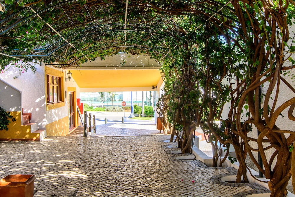 Pedras da Rainha — Hotel building in Cabanas de Tavira, Faro