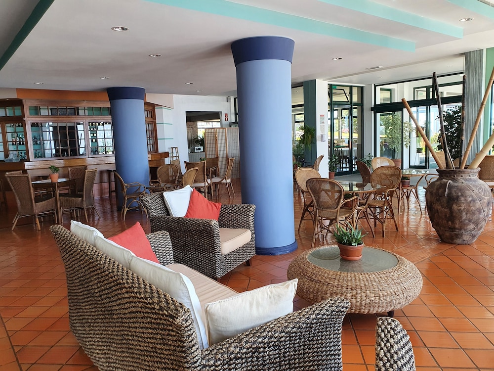 Hotel Jardim Atlantico — Restaurant & bars in Calheta, Madeira