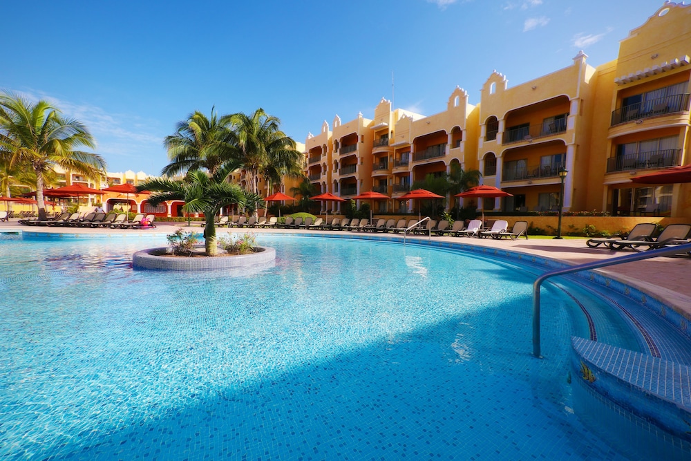 Holiday Inn Club Vacations The Royal Haciendas by IHG - All inclusive — Swimming pool in Playa del Carmen, Quintana Roo