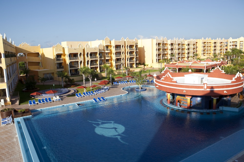 Holiday Inn Club Vacations The Royal Haciendas by IHG - All inclusive — Swimming pool in Playa del Carmen, Quintana Roo