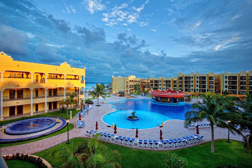 Holiday Inn Club Vacations The Royal Haciendas by IHG - All inclusive — Main photo in Playa del Carmen, Quintana Roo