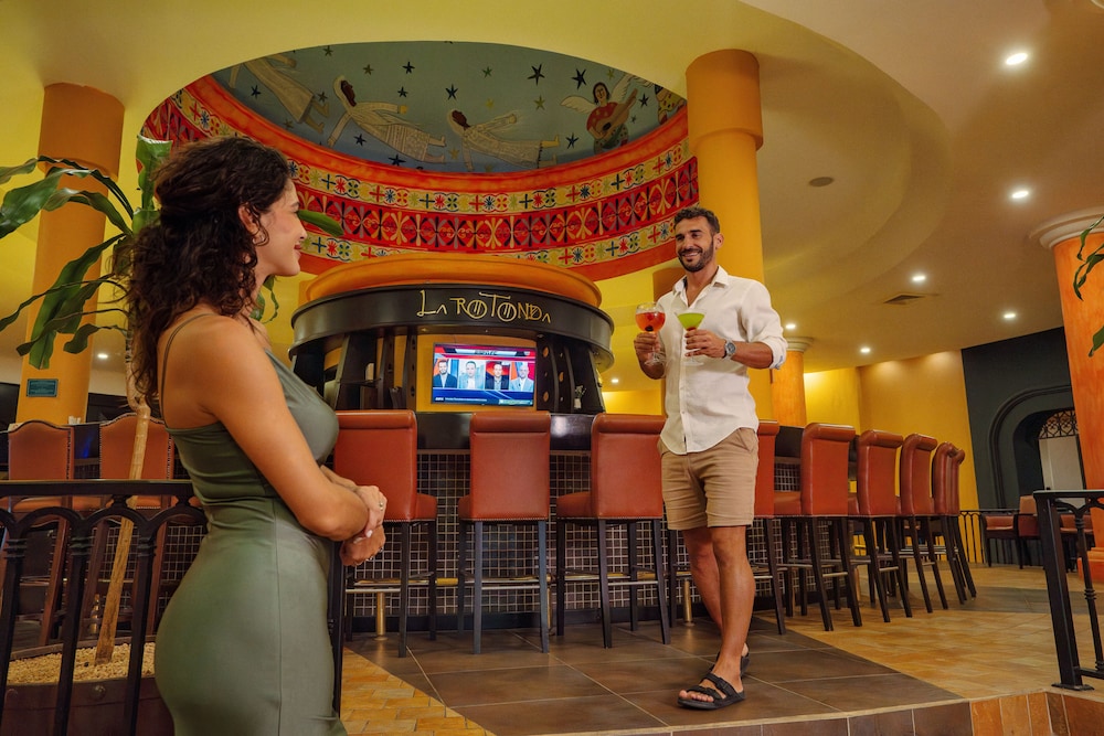 Holiday Inn Club Vacations The Royal Haciendas by IHG - All inclusive — Restaurant & bars in Playa del Carmen, Quintana Roo