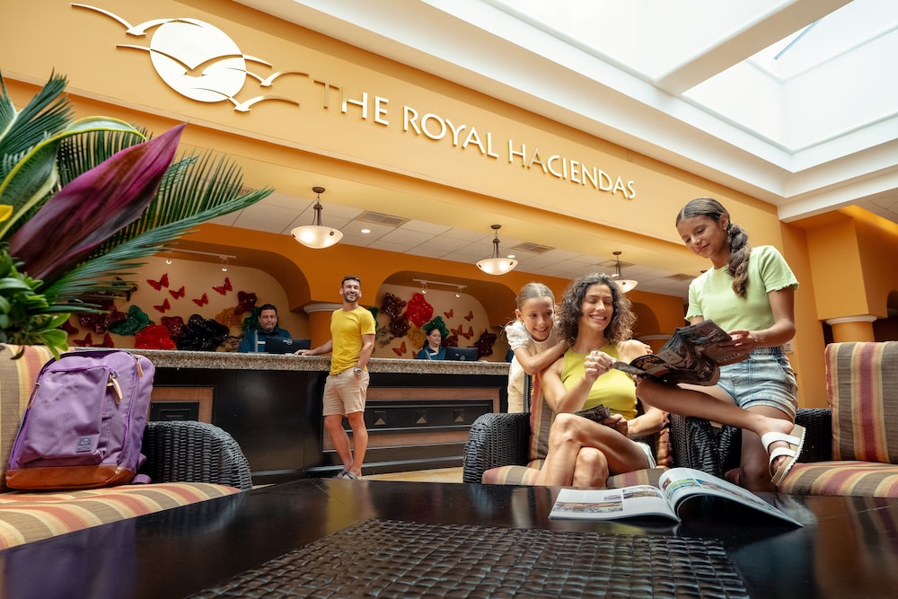 Holiday Inn Club Vacations The Royal Haciendas by IHG - All inclusive — Hotel building in Playa del Carmen, Quintana Roo