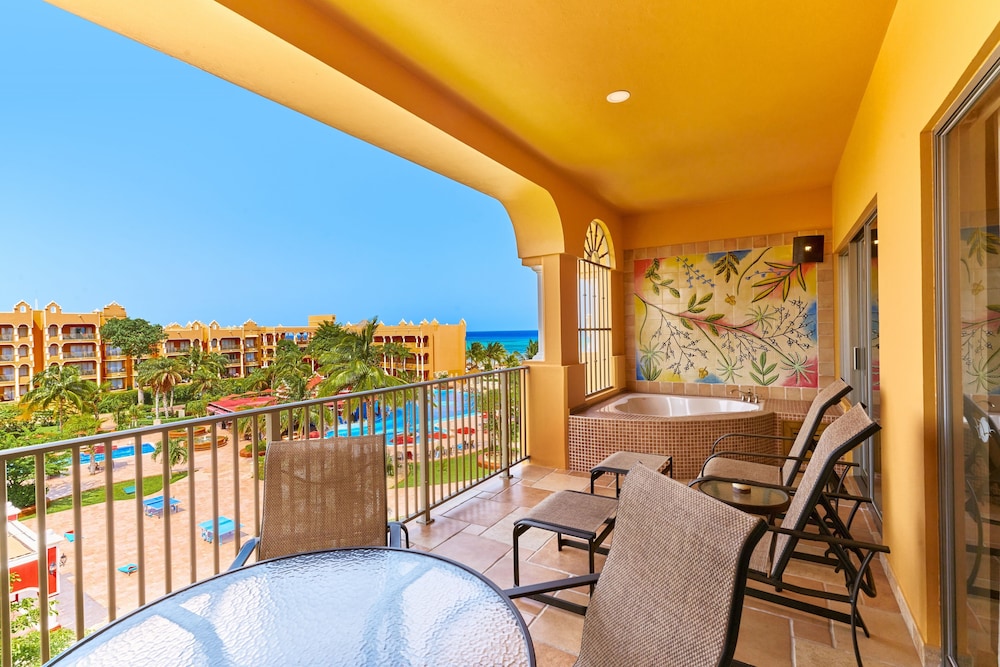 Holiday Inn Club Vacations The Royal Haciendas by IHG - All inclusive — Hotel rooms in Playa del Carmen, Quintana Roo