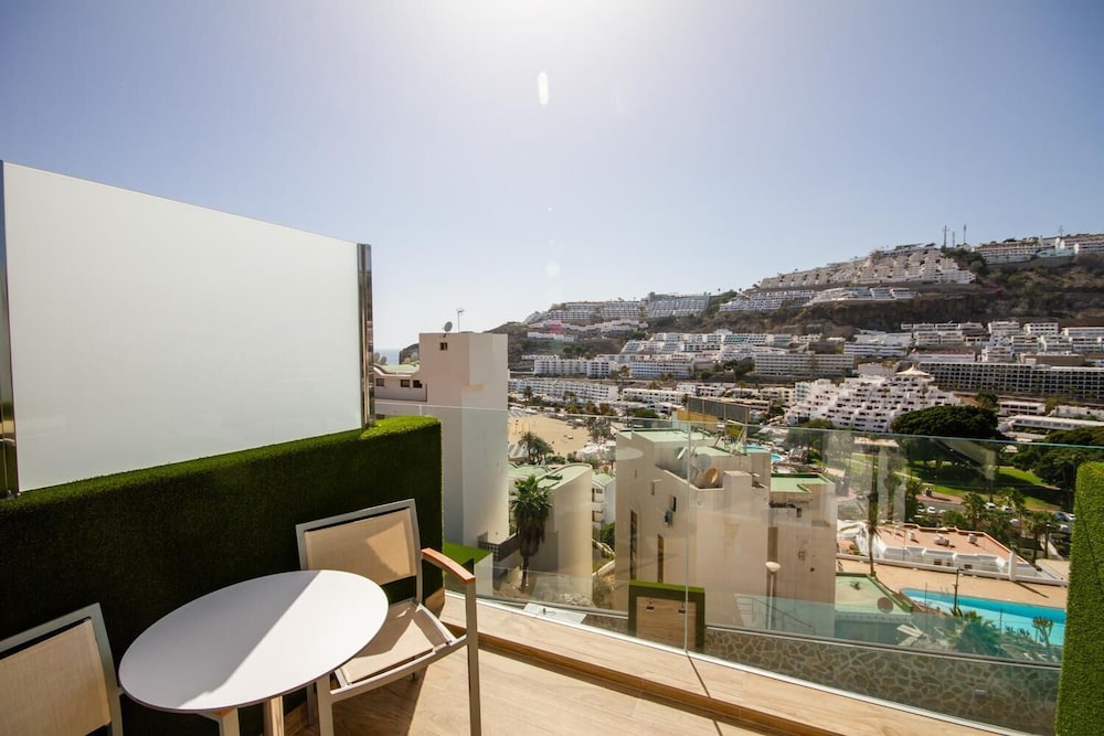 IG Nachosol Atlantic & Yaizasol by Servatur - Adults Only — Hotel rooms in Puerto Rico, Canary Islands