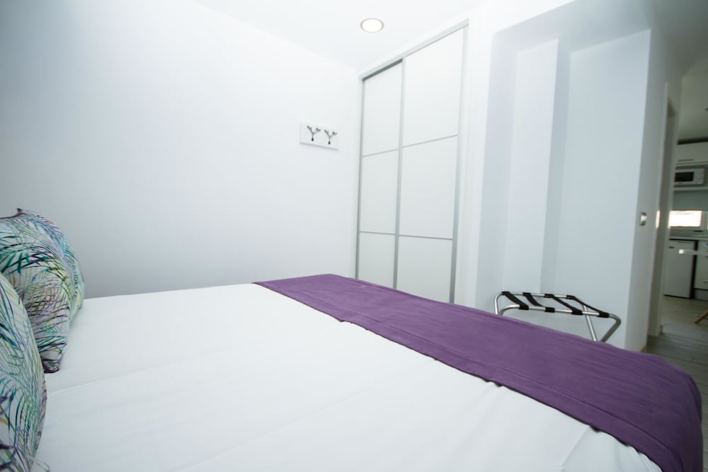 IG Nachosol Atlantic & Yaizasol by Servatur - Adults Only — Hotel rooms in Puerto Rico, Canary Islands