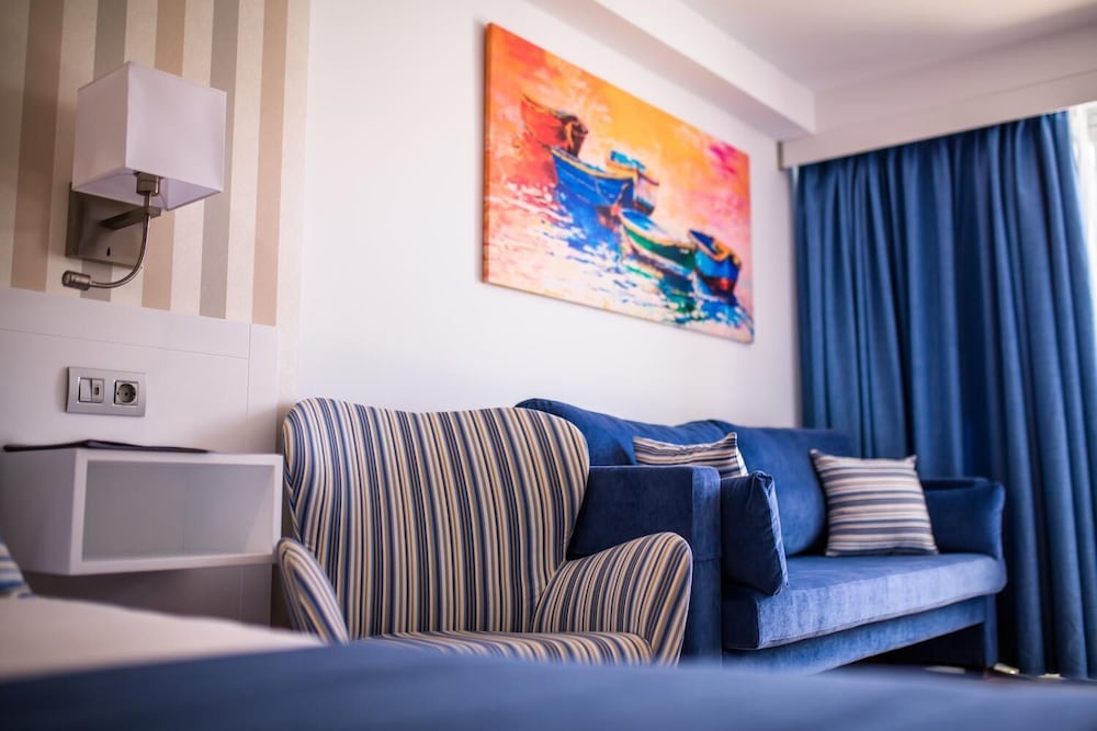 IG Nachosol Atlantic & Yaizasol by Servatur - Adults Only — Hotel rooms in Puerto Rico, Canary Islands