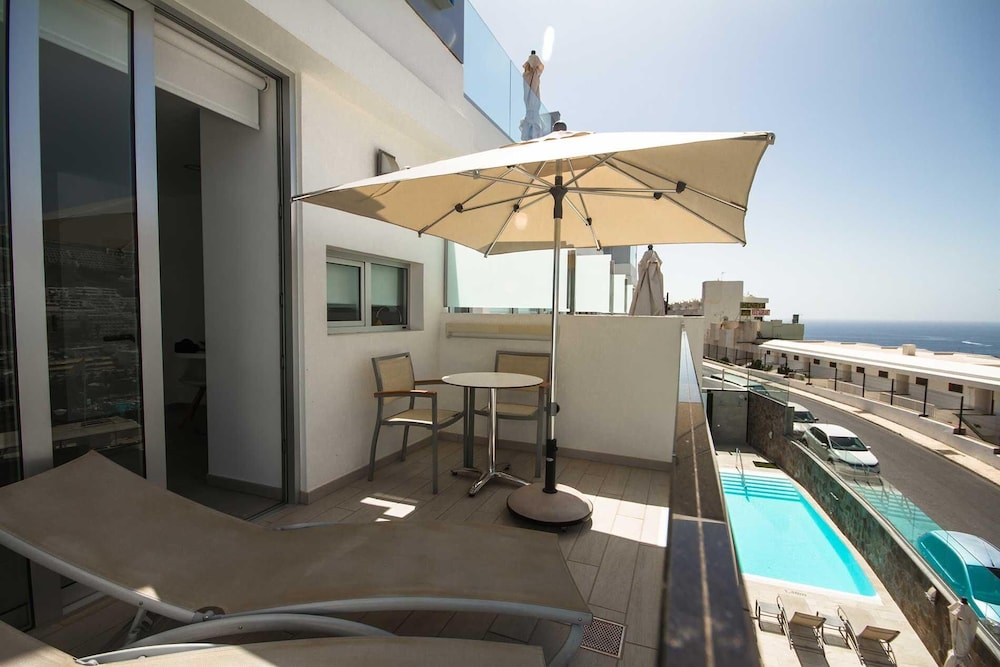 IG Nachosol Atlantic & Yaizasol by Servatur - Adults Only — Hotel rooms in Puerto Rico, Canary Islands