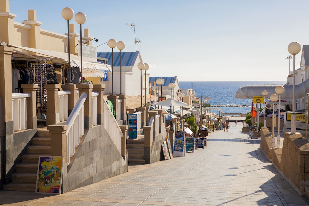 Hilton Vacation Club Royal Sunset Beach Club Tenerife — Attractions in the area in Costa Adeje, Canary Islands