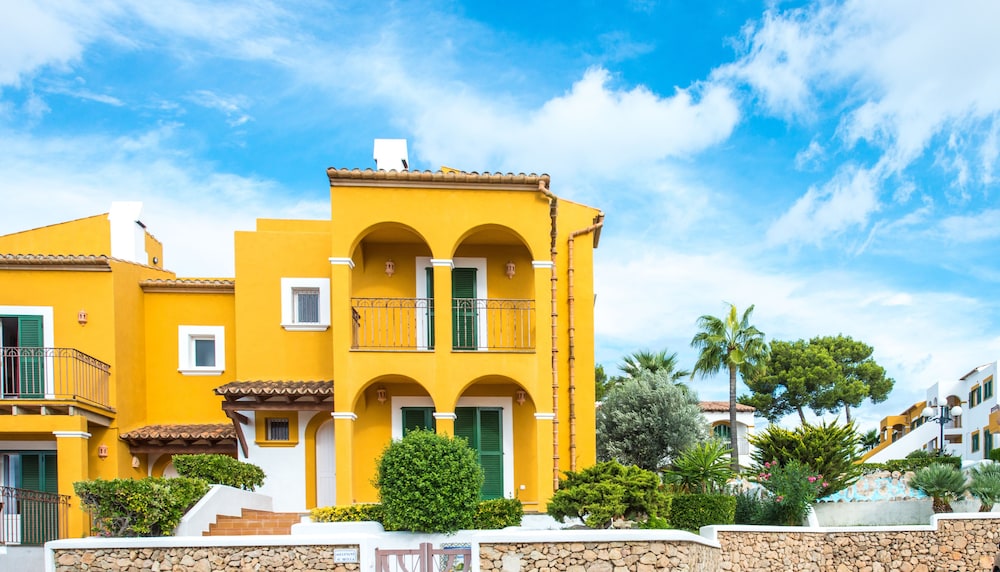 Ona Aucanada Club — Hotel building in Alcudia, Balearic Islands