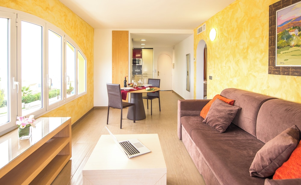 Ona Aucanada Club — Hotel rooms in Alcudia, Balearic Islands