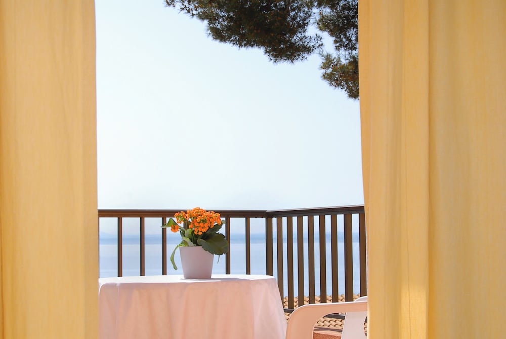 Ona Aucanada Club — Restaurant & bars in Alcudia, Balearic Islands