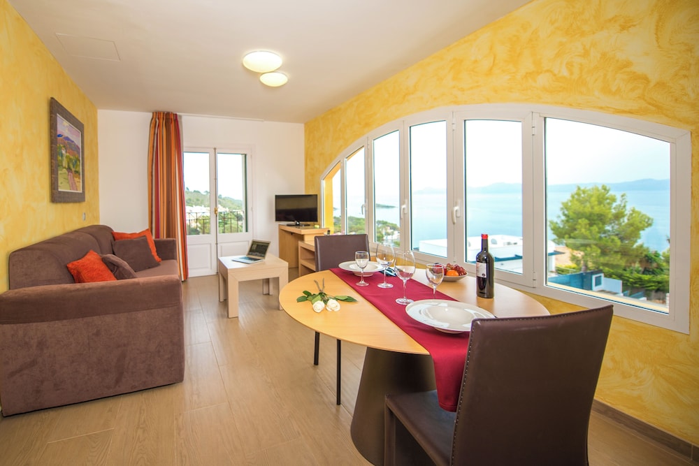 Ona Aucanada Club — Hotel rooms in Alcudia, Balearic Islands