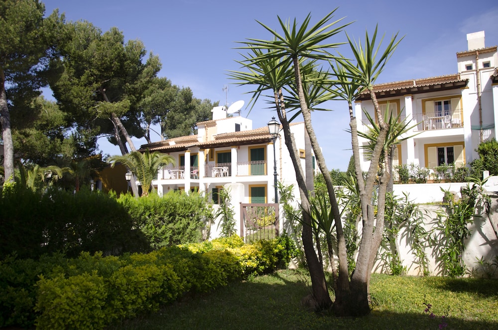 Ona Aucanada Club — Hotel building in Alcudia, Balearic Islands