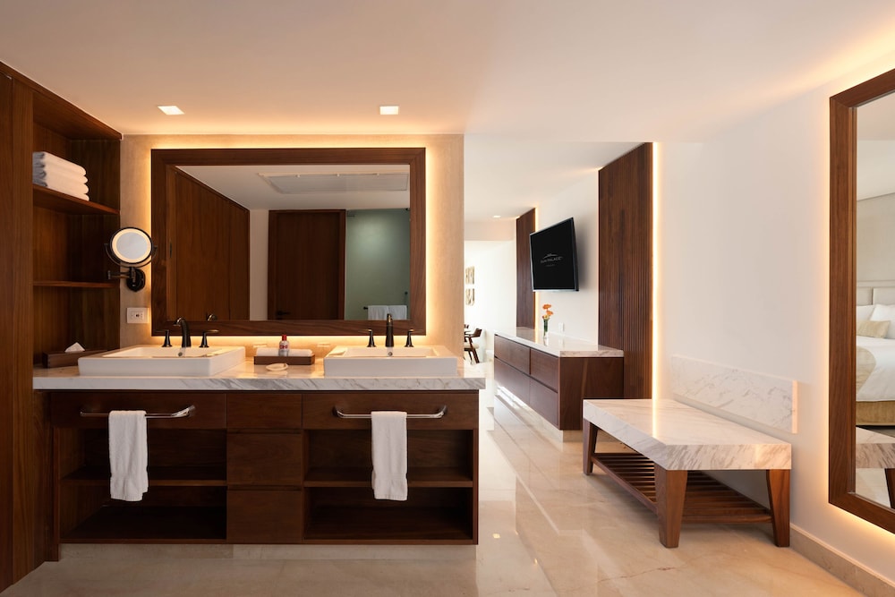 Sun Palace Cancun - Adults Only - All-inclusive — Hotel rooms in Cancun, Quintana Roo