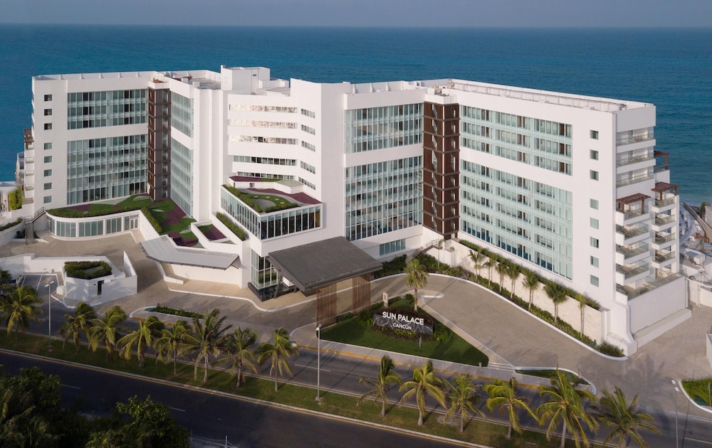 Sun Palace Cancun - Adults Only - All-inclusive — Hotel building in Cancun, Quintana Roo