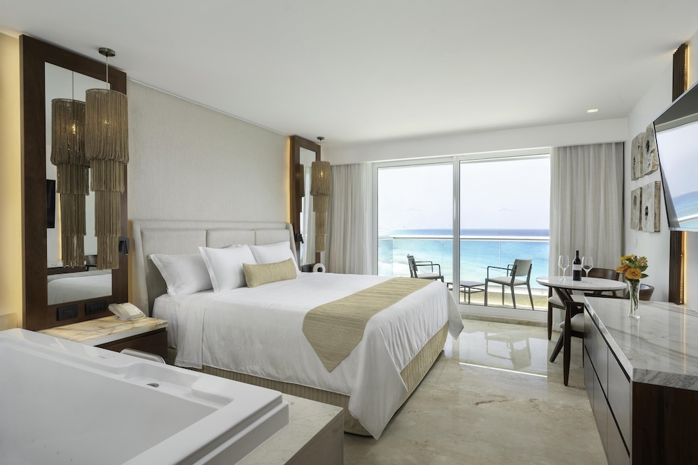 Sun Palace Cancun - Adults Only - All-inclusive — Hotel rooms in Cancun, Quintana Roo