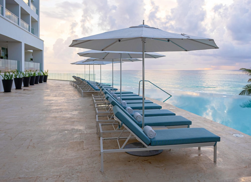 Sun Palace Cancun - Adults Only - All-inclusive — Swimming pool in Cancun, Quintana Roo