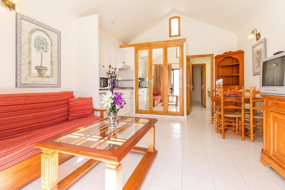 Sands Beach Resort — Hotel rooms in Costa Teguise, Canary Islands