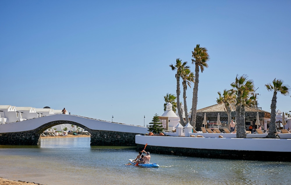 Sands Beach Resort — Sports & recreation in Costa Teguise, Canary Islands