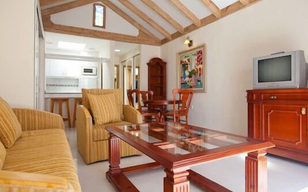 Sands Beach Resort — Hotel rooms in Costa Teguise, Canary Islands