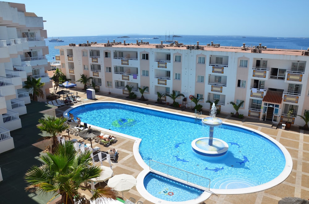 Apartamentos Vibra Tropical Garden — Main photo in Ibiza Town, Balearic Islands