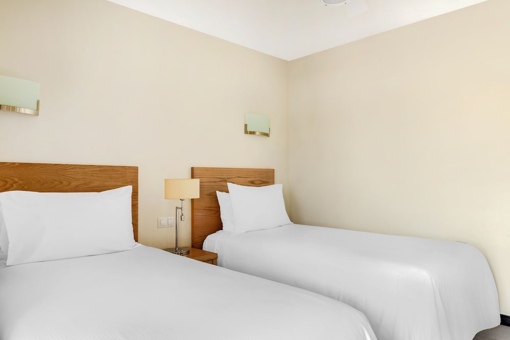Club Cala Blanca — Hotel rooms in Taurito, Canary Islands