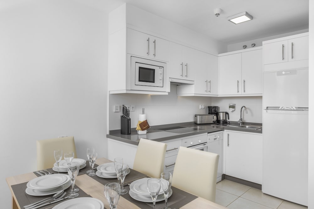 Club Cala Blanca — Hotel rooms in Taurito, Canary Islands