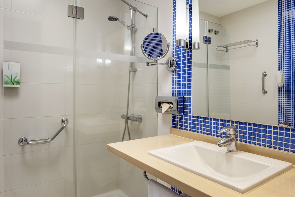 Club Cala Blanca — Hotel rooms in Taurito, Canary Islands
