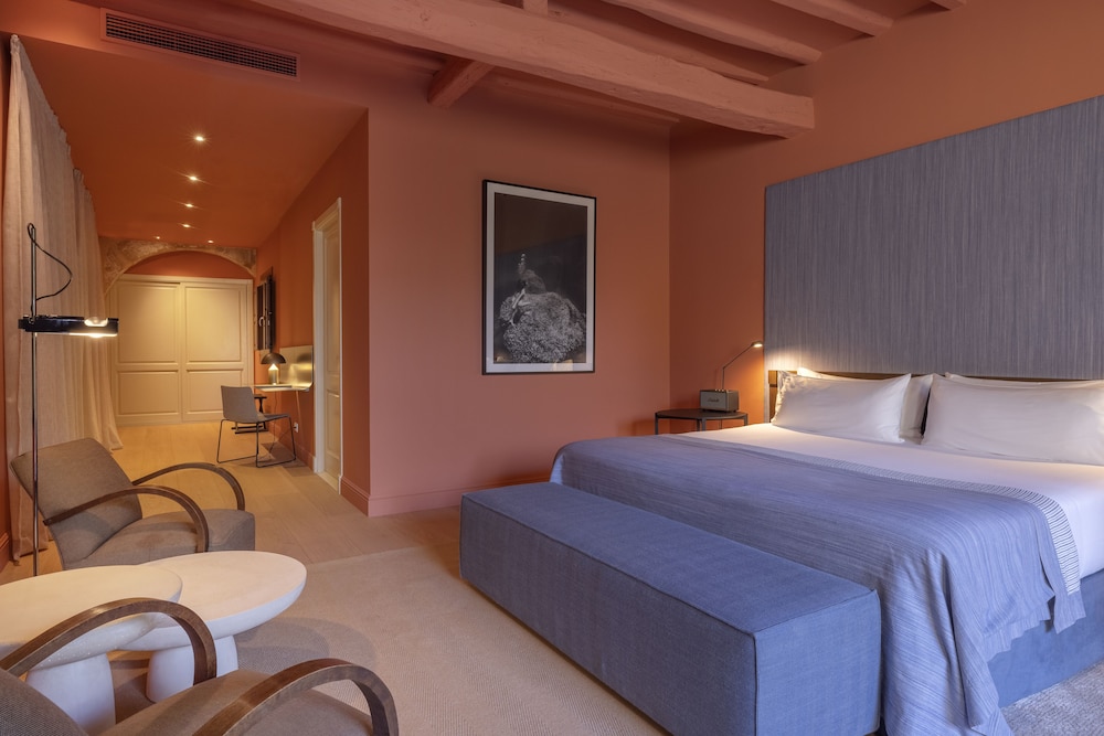 Calatrava Hotel — Hotel rooms in Palma de Mallorca, Balearic Islands