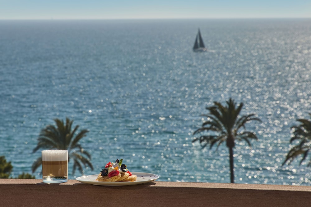 Calatrava Hotel — Restaurant & bars in Palma de Mallorca, Balearic Islands