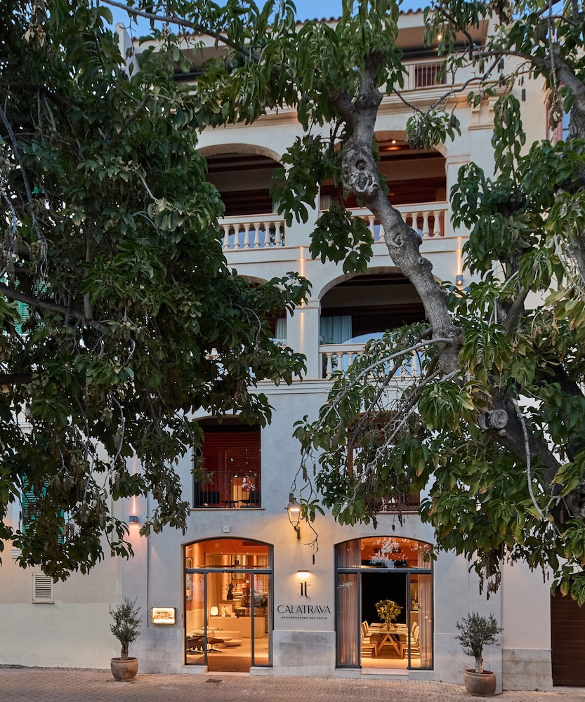 Calatrava Hotel — Hotel building in Palma de Mallorca, Balearic Islands