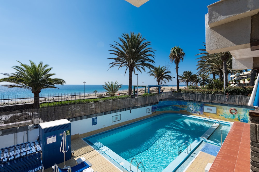 Apartamentos El Paseo — Main photo in Playa del Ingles, Canary Islands