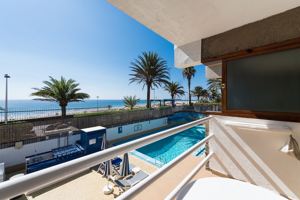 Apartamentos El Paseo — Swimming pool in Playa del Ingles, Canary Islands