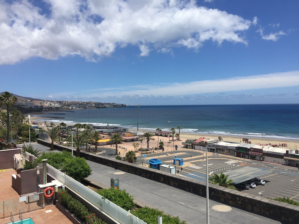 Apartamentos El Paseo — Beach in Playa del Ingles, Canary Islands