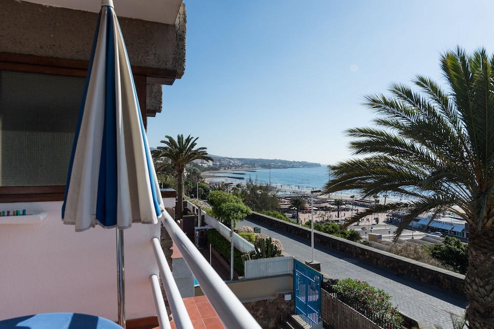 Apartamentos El Paseo — Beach in Playa del Ingles, Canary Islands