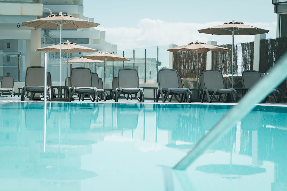 Apartamentos El Palmar - zdjęcie 2