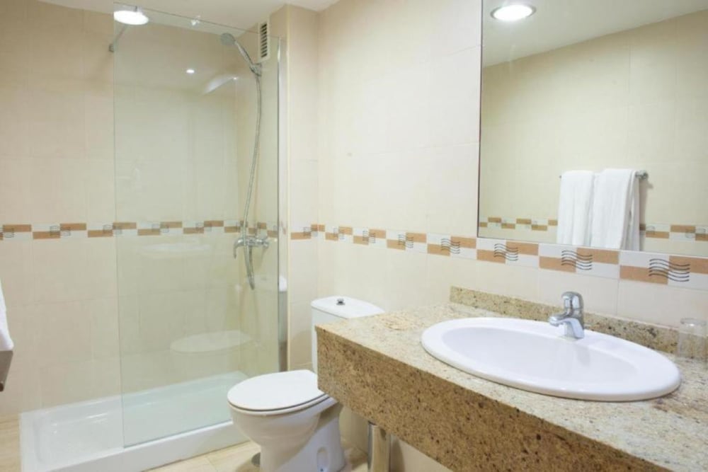 Apartamentos El Palmar — Hotel rooms in Playa del Ingles, Canary Islands