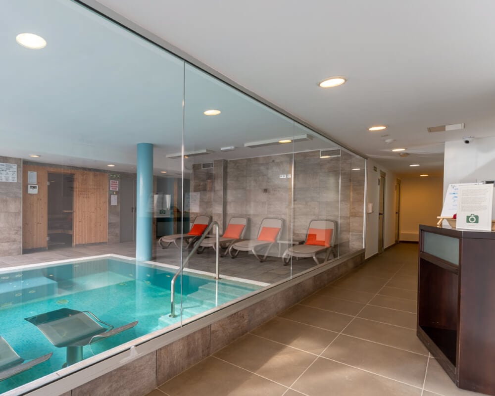 Apartamentos El Palmar — Swimming pool in Playa del Ingles, Canary Islands