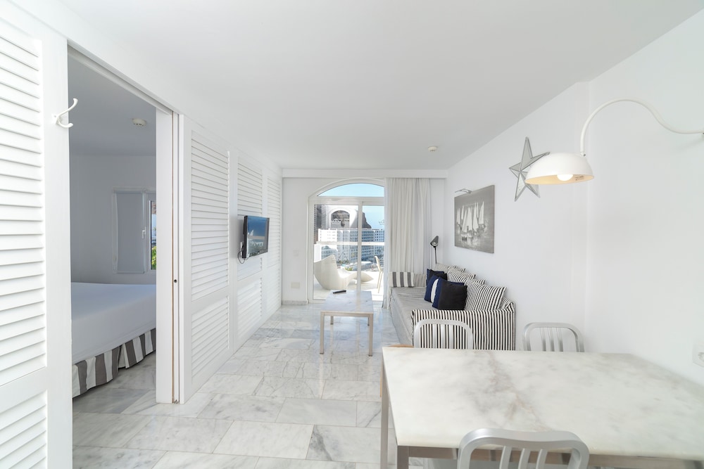 Marina Bayview - Adults Only — Hotel rooms in Puerto Rico, Canary Islands
