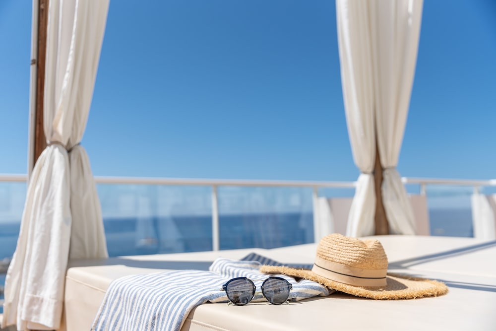 Marina Bayview - Adults Only — Swimming pool in Puerto Rico, Canary Islands