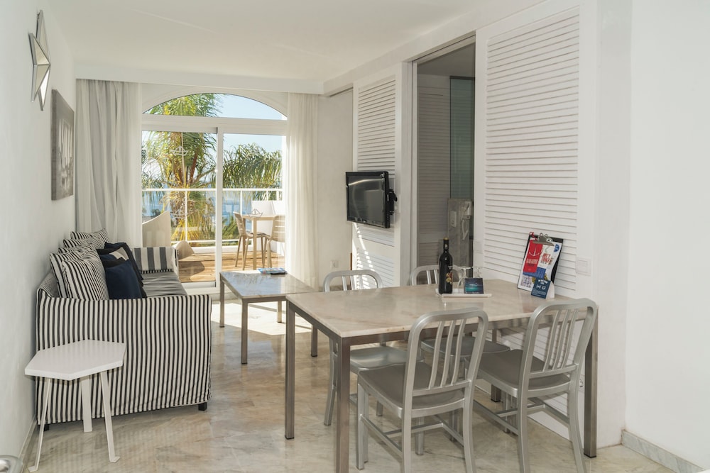 Marina Bayview - Adults Only — Hotel rooms in Puerto Rico, Canary Islands