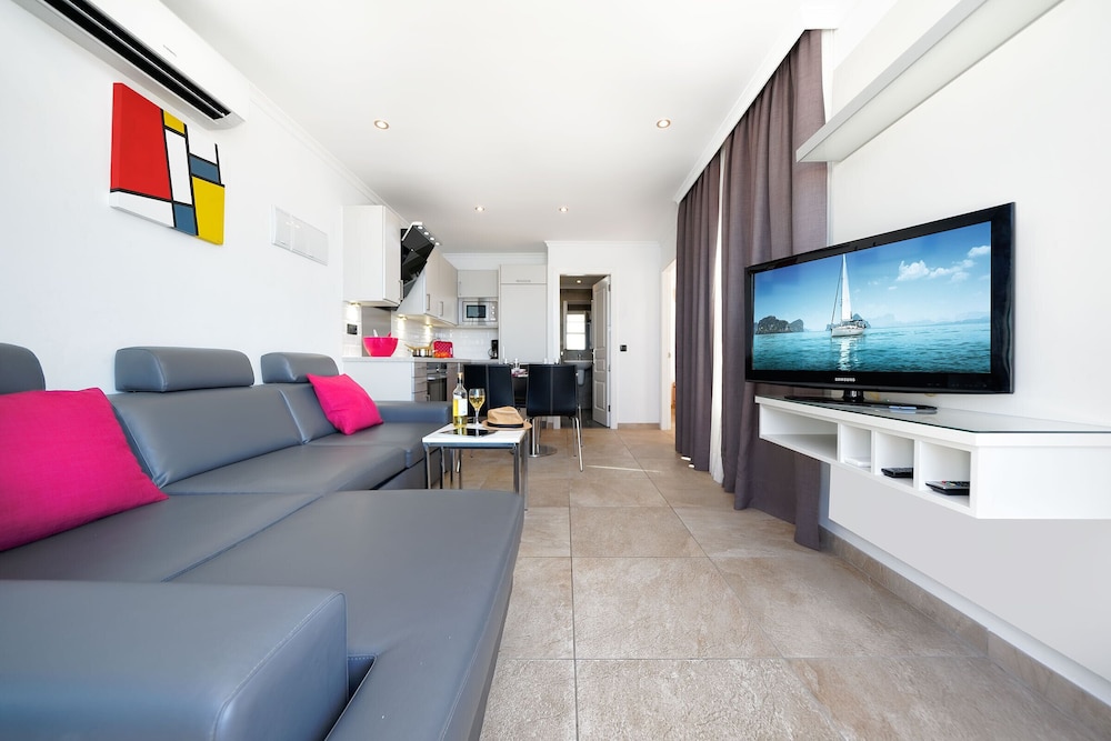 Bahía Blanca — Hotel rooms in Puerto Rico, Canary Islands